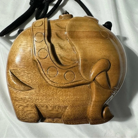 Timmy Woods Handbags - 🎉HOT PICK🎉 Timmy Woods Wood  Carved Elephant Purse Hook and Loop closure.